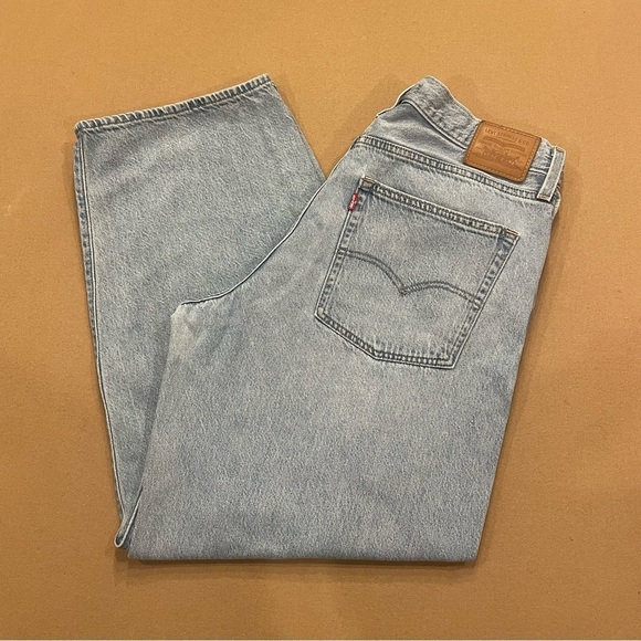 Levi's Denim - Women’s Levi’s Premium Baggy Dad Jeans Light Wash Distressed Size 32